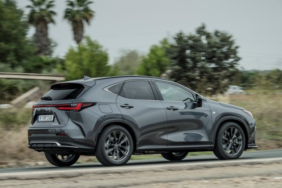 Lexus NX 2022