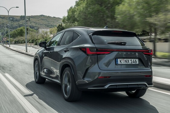 Lexus NX 2022