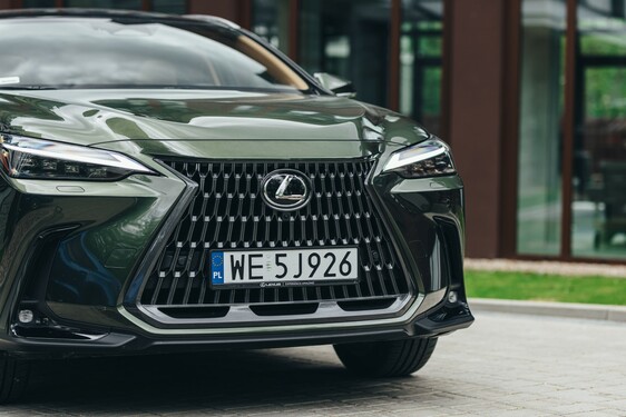 Lexus NX 2022