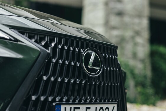Lexus NX 2022