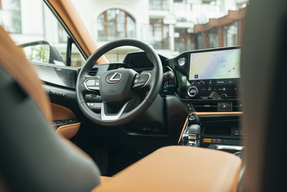 Lexus NX 2022