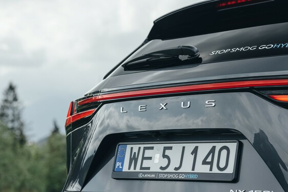 Lexus NX 2022