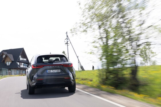 Lexus NX 2022