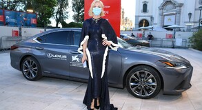 FILMOVÝ FESTIVAL V BENÁTKACH ŠTARTUJE ZNOVU S VOZIDLAMI LEXUS