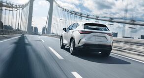 Lexus NX s novými luxusnými palubnými funkciami a najnovšími technológiami