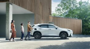 Lexus NX s novými luxusnými palubnými funkciami a najnovšími technológiami