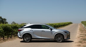 2023 RX 350h 