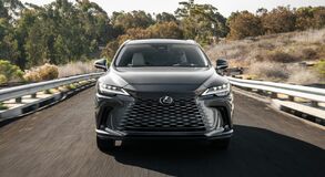 Lexus RX 450 + plug-in hybrid