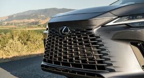 Lexus RX 450 + plug-in hybrid