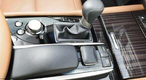 GS 300h 2013