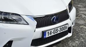 GS 300h 2013
