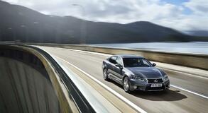 GS 300h 2013