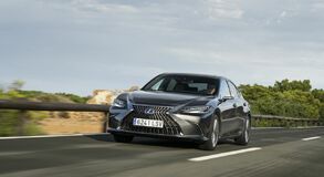Predaj sedanu Lexus ES prekročil tri milióny kusov